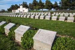 Gallipoli war graves