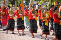 That Louang festival