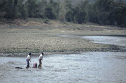 Shopping trip, Li River