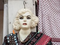Mannequin, Nabadwip